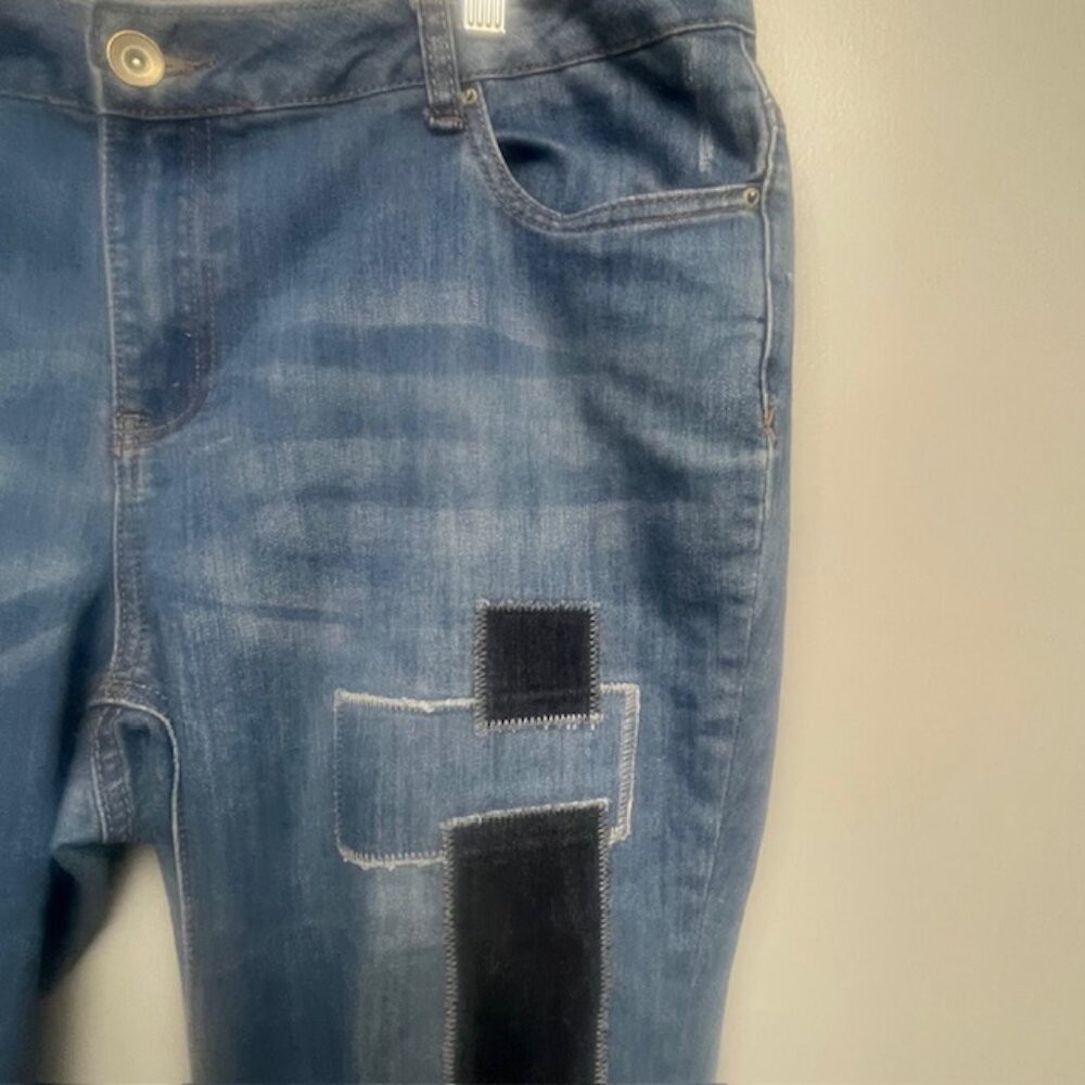 Indigo Thread Boho Patchwork W/Frayed Raw Hem Wom… - image 5